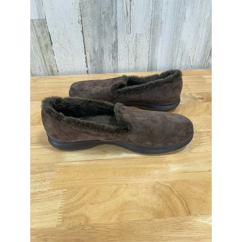 Skechers GO STEP Velvety Womens Slip-On Shoes Chocolate Brown Size 10 Cozy